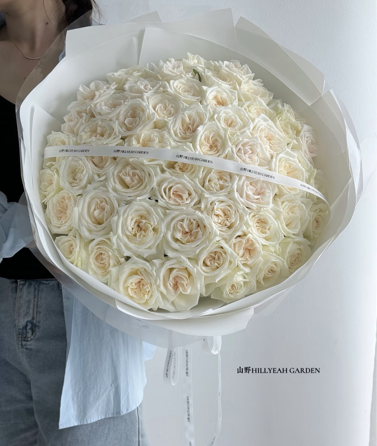 52朵白荔枝花束