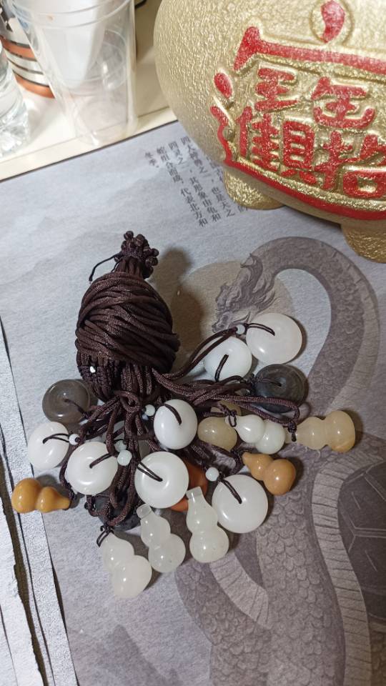 戈壁石吊坠